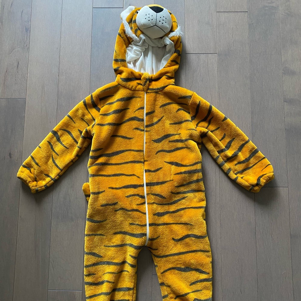 MICHLEY Unisex Baby Tiger Costume  Hooded Romper Tiger Outfit Zipper Size 120